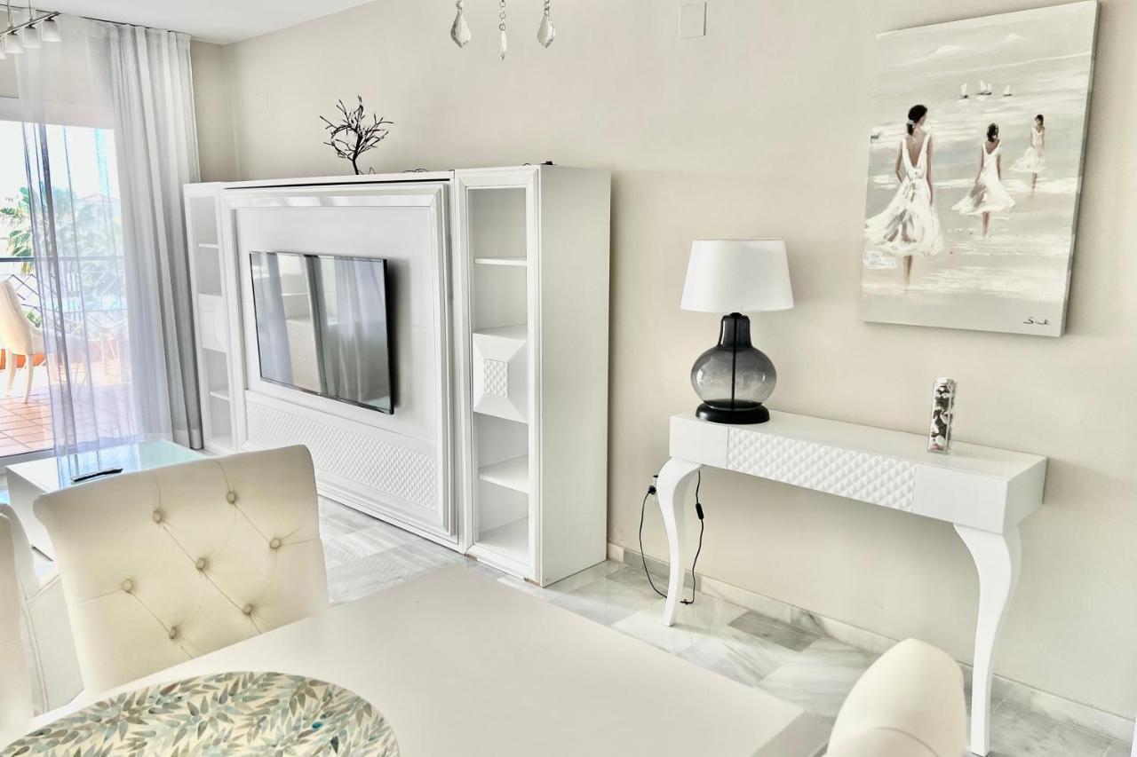 Mi Capricho Beachfront- 9F Apartment With Sea Views - Costa Del Sol Sitio de Calahonda Extérieur photo